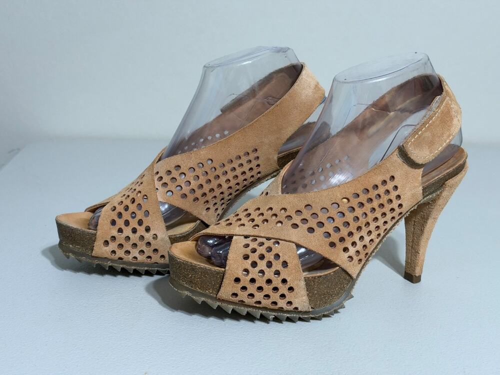 Pedro Garcia Womens Size 6.5-7 Tan Perforated Slingback Platform Sandals Heel